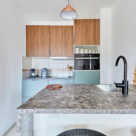 Deliencourt - Welkeys Apartman *